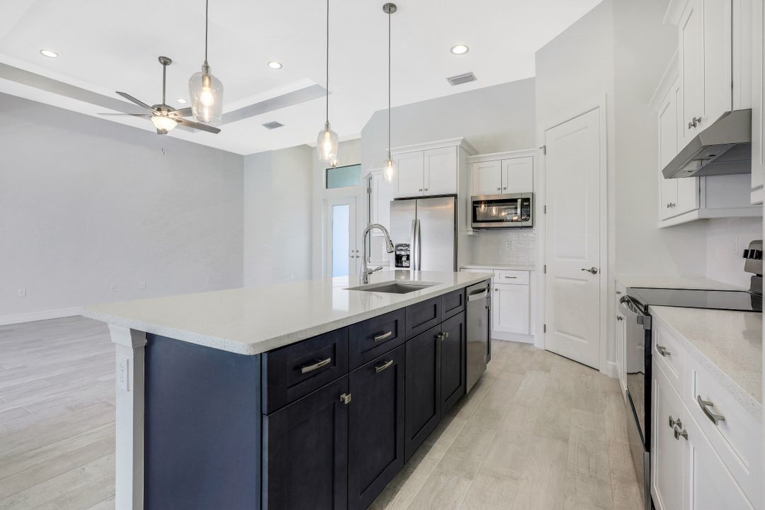 1908 SW 29th Terrace, Cape Coral, FL 33914