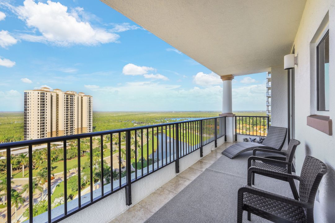 1060 Borghese Ln #1406, Naples, FL 34114