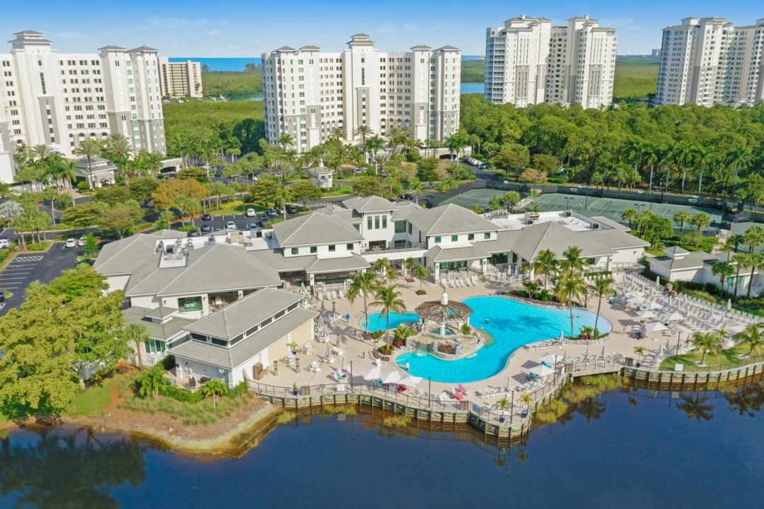 385 Sea Grove Ln #201, Naples, FL 34110