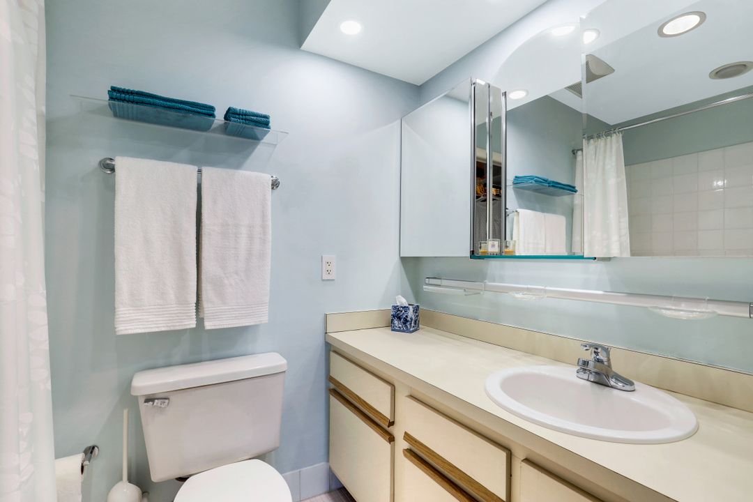 151 Cypress Way E  #A-5, Naples, FL 34110