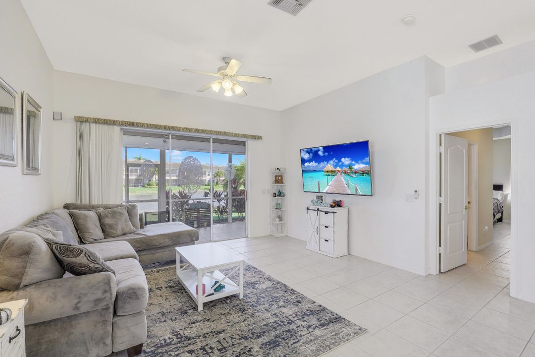 9290 Paseo De Valencia St, Fort Myers, FL 33908