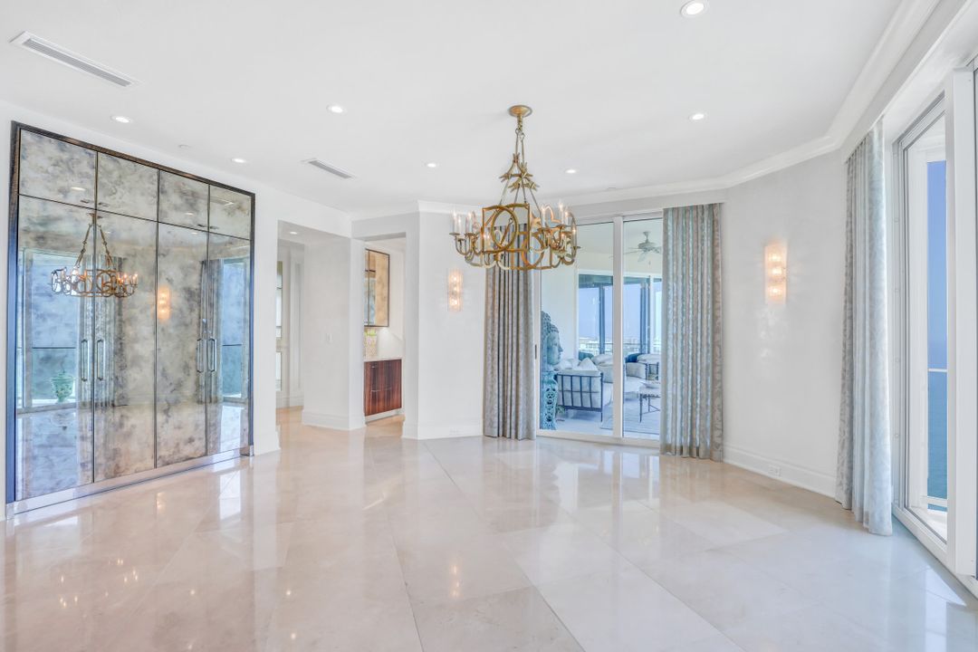 4101 Gulf Shore Blvd N #PH-3, Naples, FL 34103