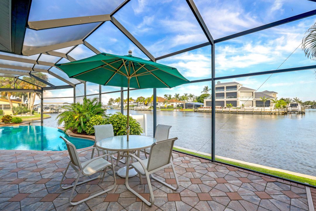 5360 Mikado Ct, Cape Coral, FL 33904