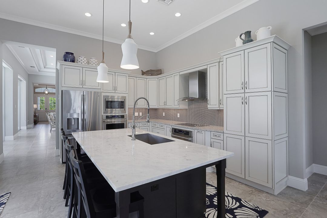 5026 Andros Dr, Naples, FL 34113