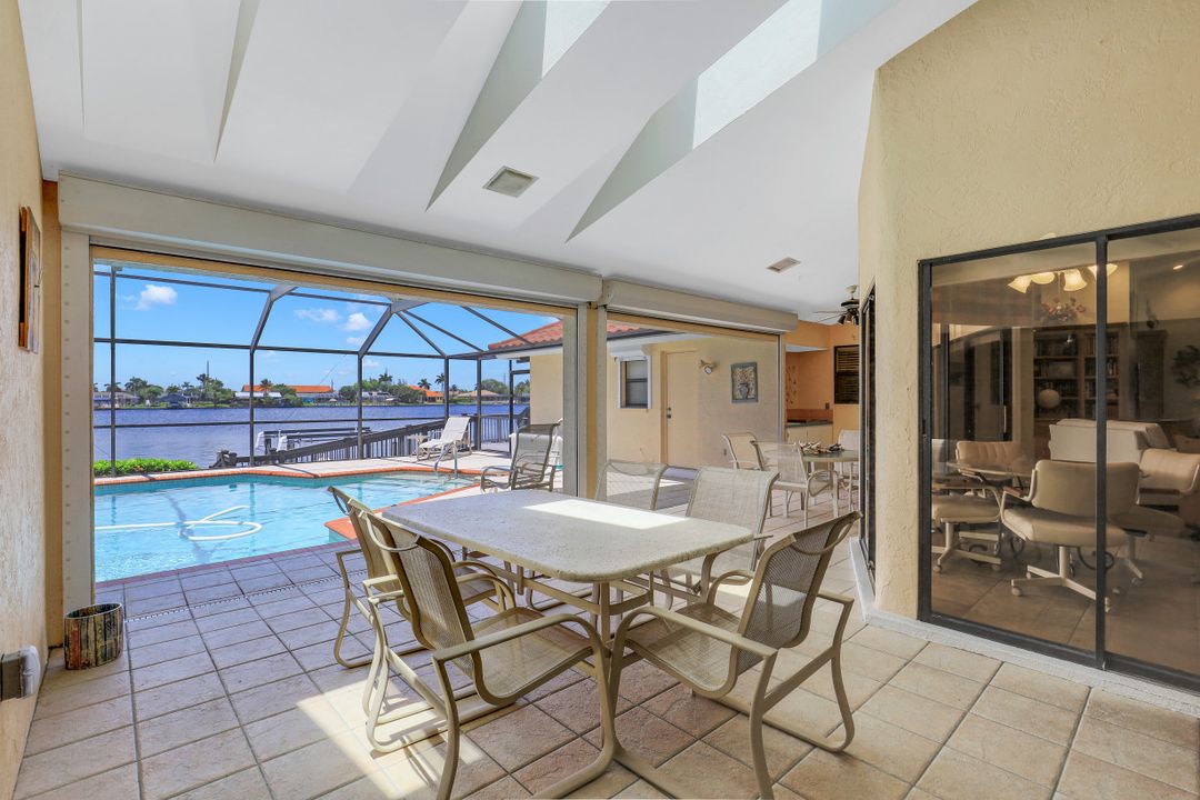 625 SW 49th Ln, Cape Coral, FL 33914