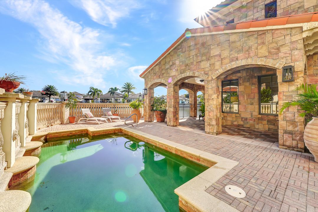 16653 Toscana Cir #701, Naples, FL 34110