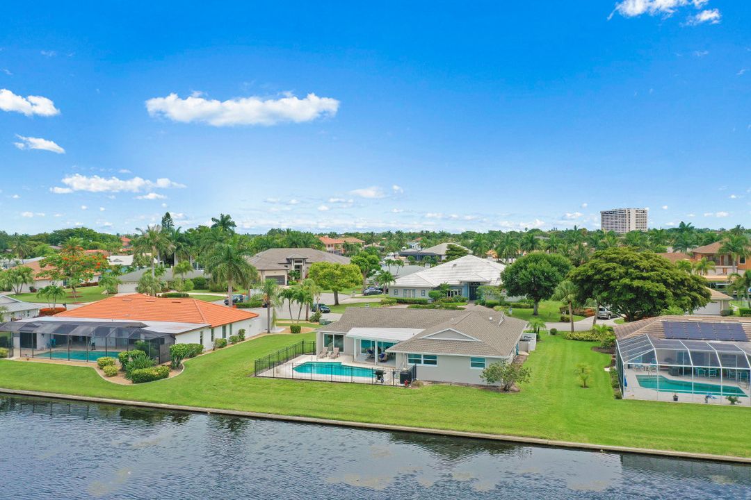 922 S Town and River Dr, Fort Myers, FL 33919