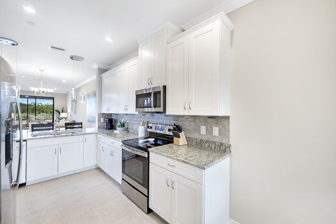 9403 Pocida Ct #101, Naples, FL 34119