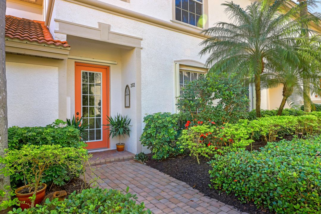17490 Old Harmony Dr #202, Fort Myers, FL 33908