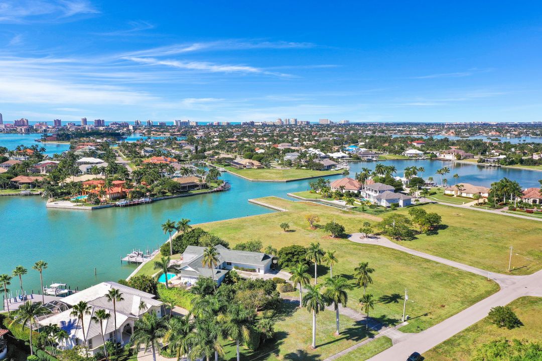 1028 W Inlet Dr, Marco Island, FL 34145