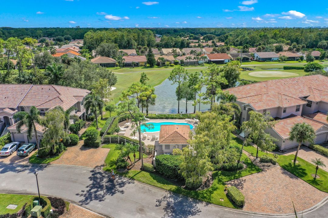 12655 Fox Ridge Dr, Bonita Springs, FL 34135