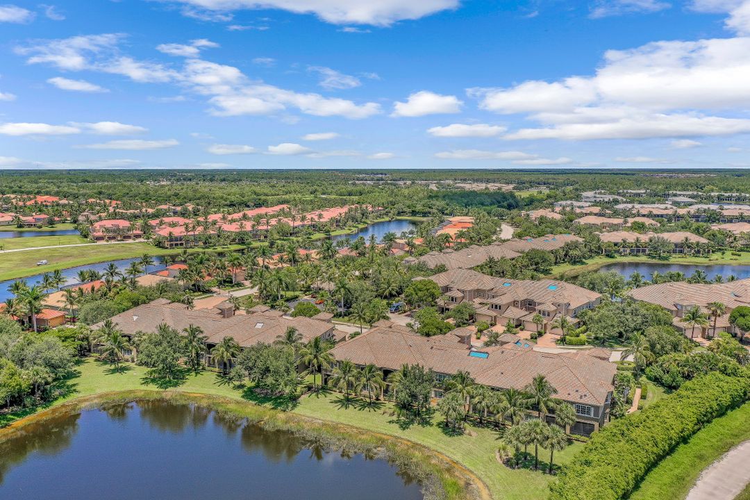 9206 Museo Cir #104, Naples, FL 34114