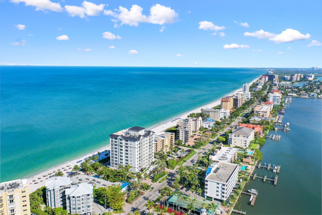 9235 Gulf Shore Dr #501, Naples, FL 34108