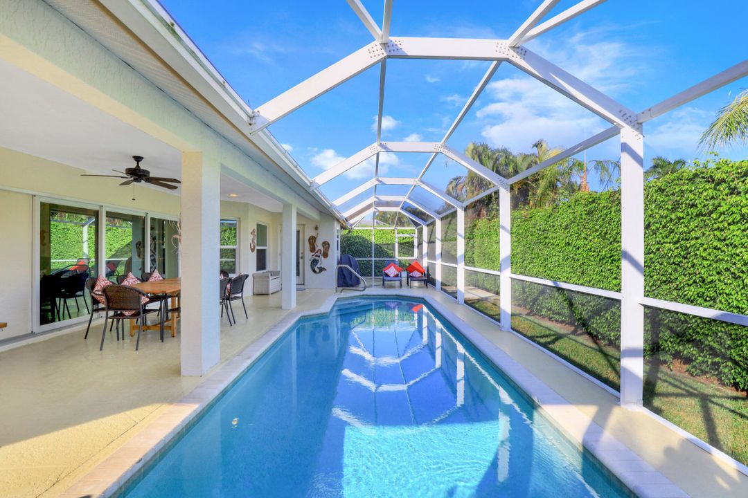 841 Seagrape Dr, Marco Island, FL 34145