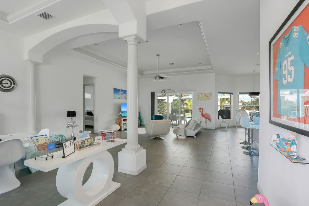 5341 Mikado Ct, Cape Coral, FL 33904