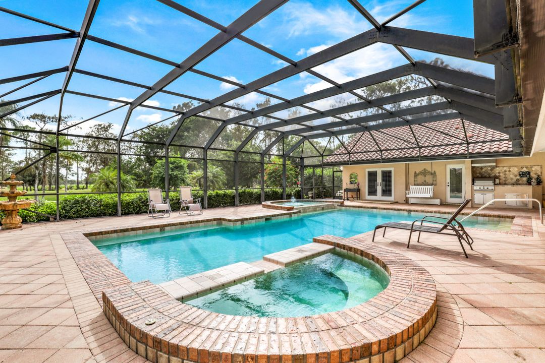 4224 Snowberry Ln, Naples, FL 34119