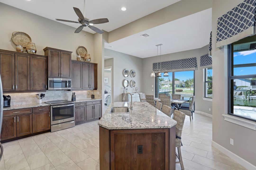 535 Spinnaker Dr, Marco Island, FL 34145