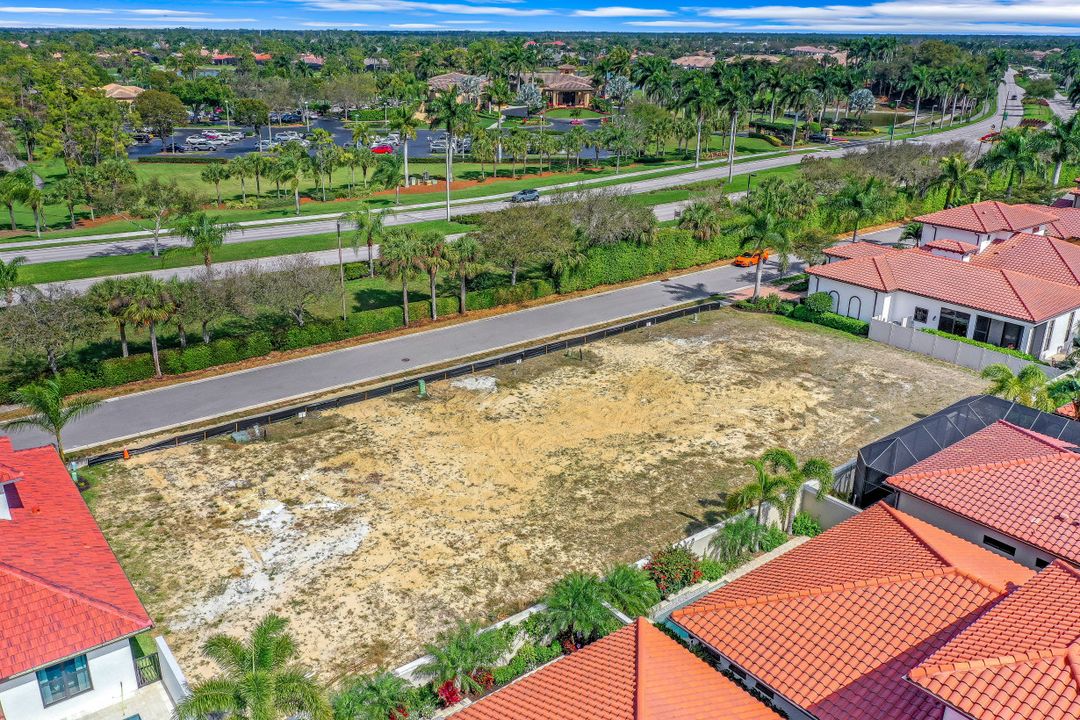 7968 Cordoba Pl, Naples, FL 34113