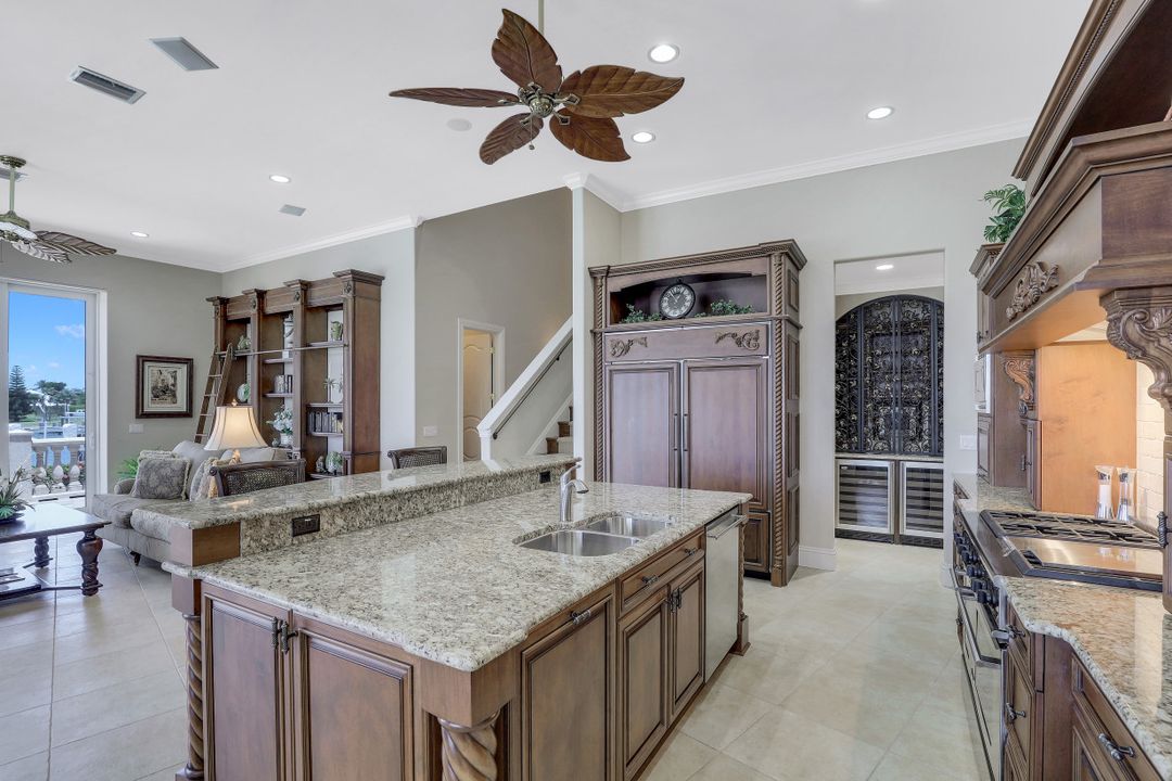 1404 Butterfield Ct, Marco Island, FL 34145