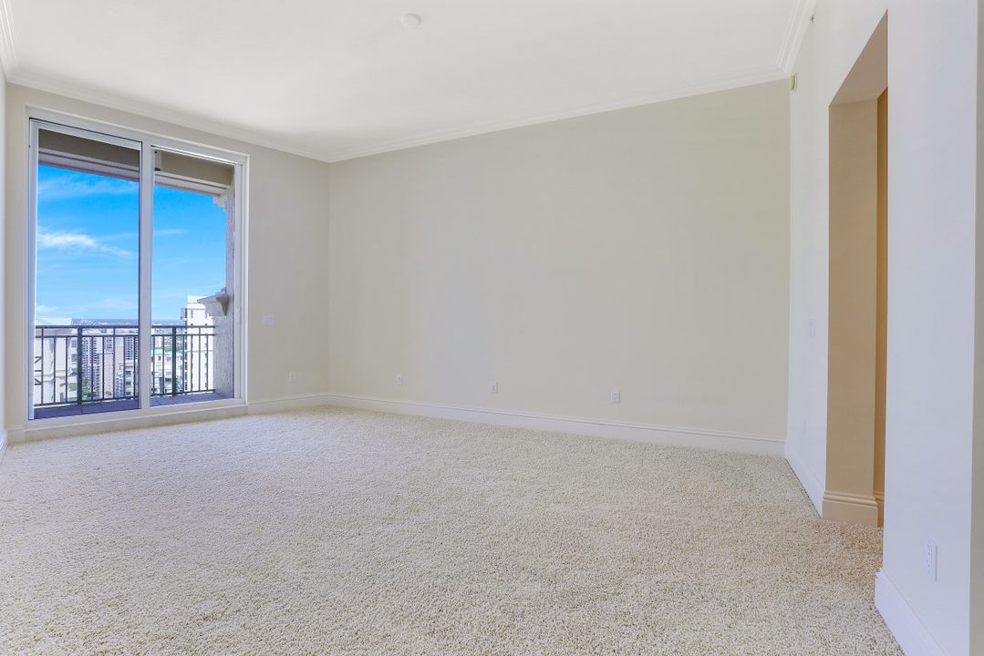 970 Cape Marco Dr, Marco Island, FL 34145