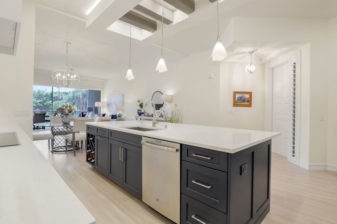 840 Sailaway Ln #103, Naples, FL 34108