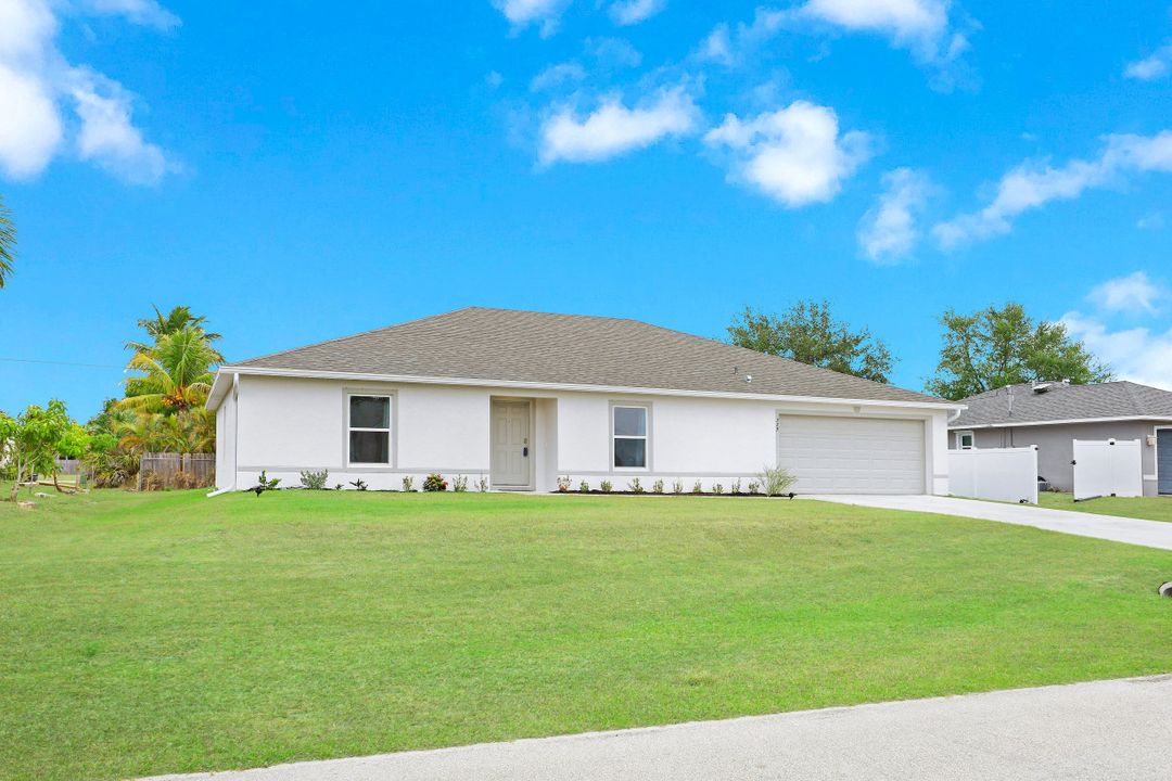 329 NE 13th Terrace, Cape Coral, FL 33909