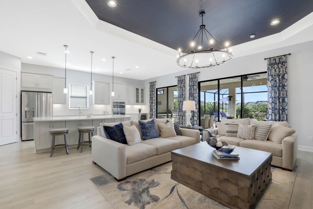 9403 Montelanico Loop, Naples, FL 34119