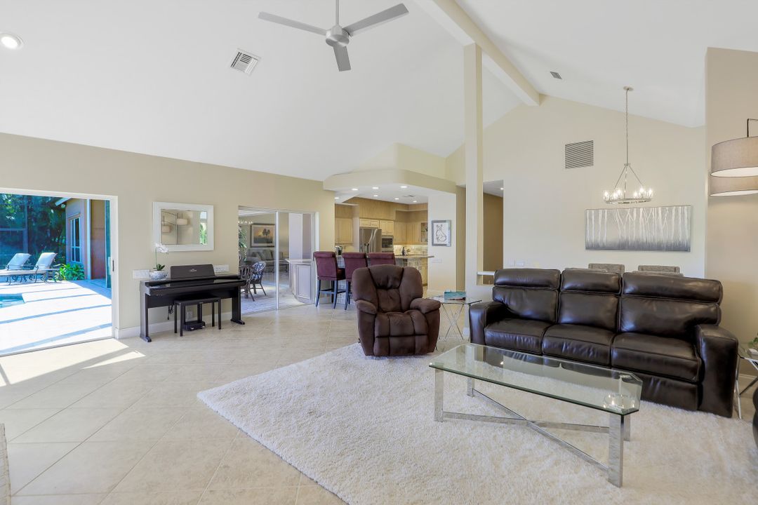 20419 Wildcat Run Dr, Estero, FL 33928