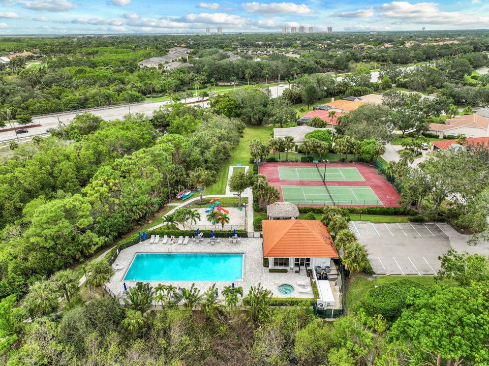 25670 Springtide Ct, Bonita Springs, FL 34135