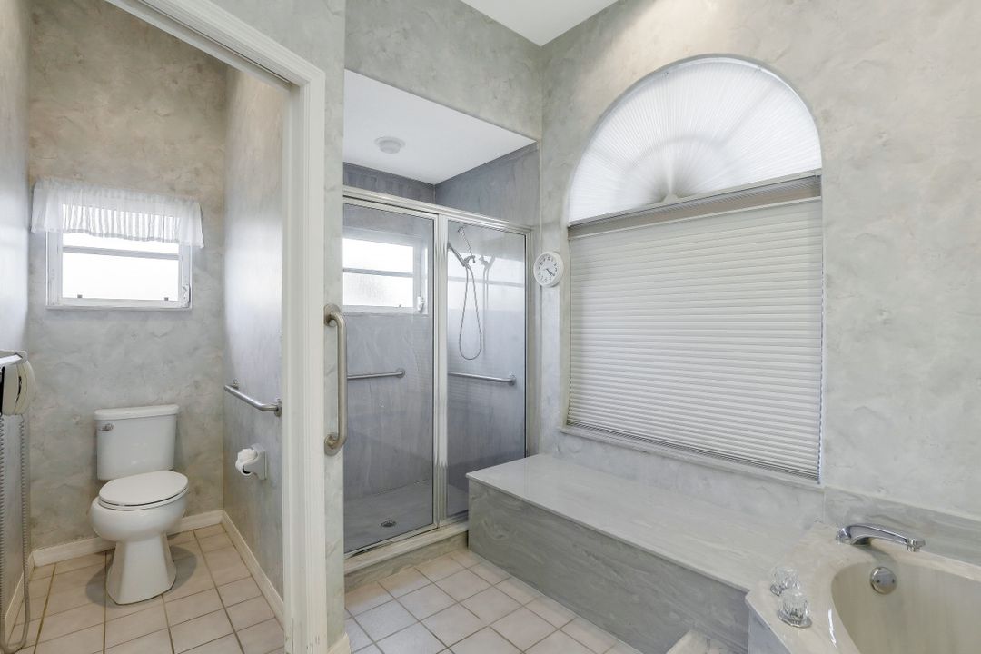 19259 Vintage Trace Cir, Fort Myers, FL 33967