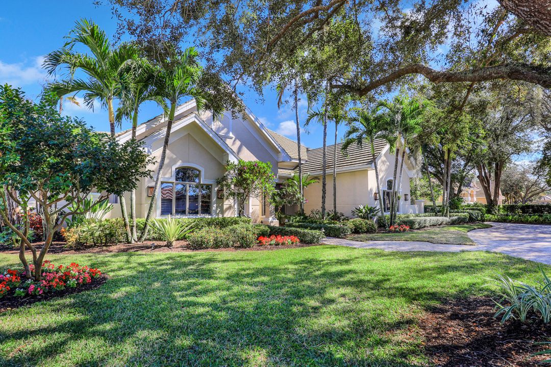 1367 Wood Duck Trail, Naples, FL 34108