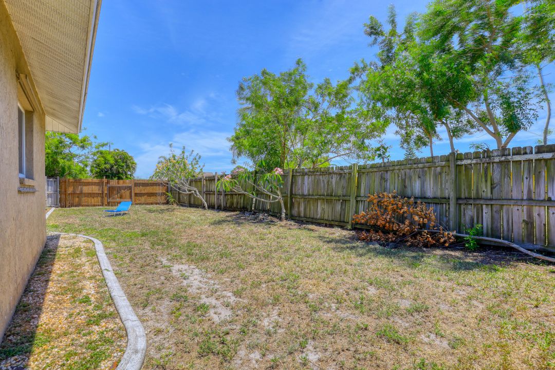 314 SE 22nd St, Cape Coral, FL 33990