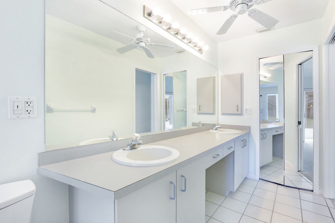 1004 McGregor Park Cir, Fort Myers, FL 33908