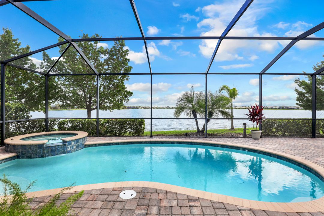 16479 Bonita Landing Cir, Bonita Springs, FL 34135