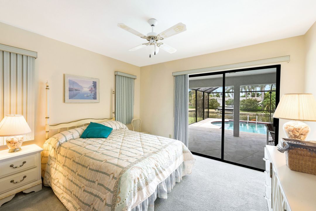 2215 SE 31st St, Cape Coral, FL 33904