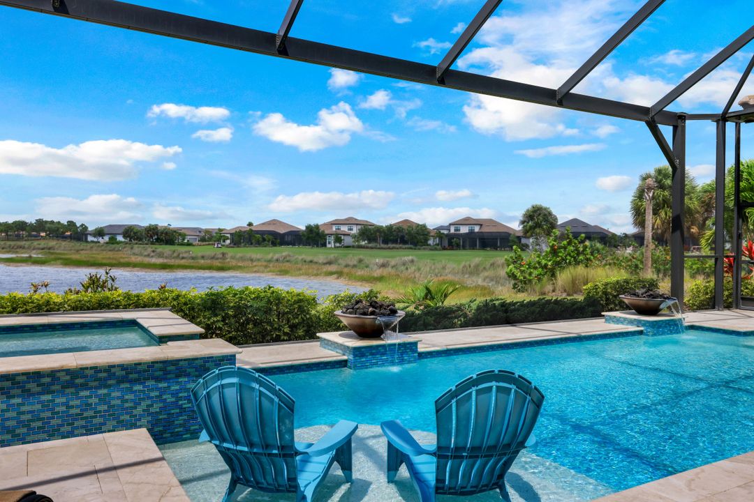 9004 Sorreno Ct, Naples, FL 34119