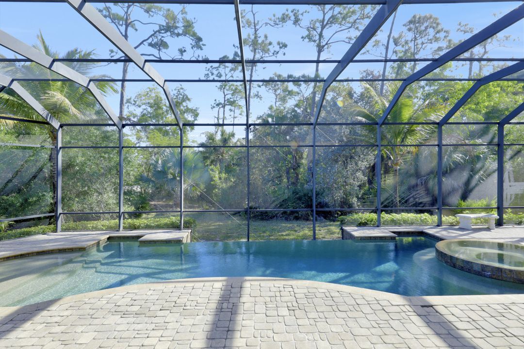 15991 Old Wedgewood Ct, Fort Myers, FL 33908