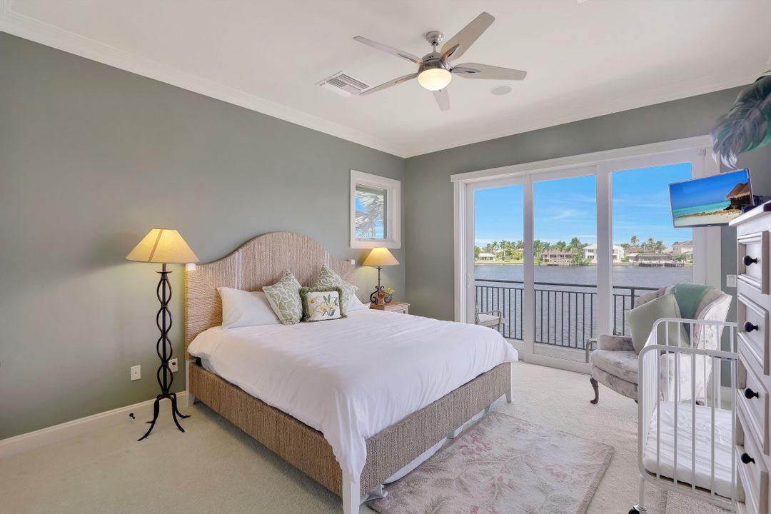 940 Tulip Ct, Marco Island, FL 34145