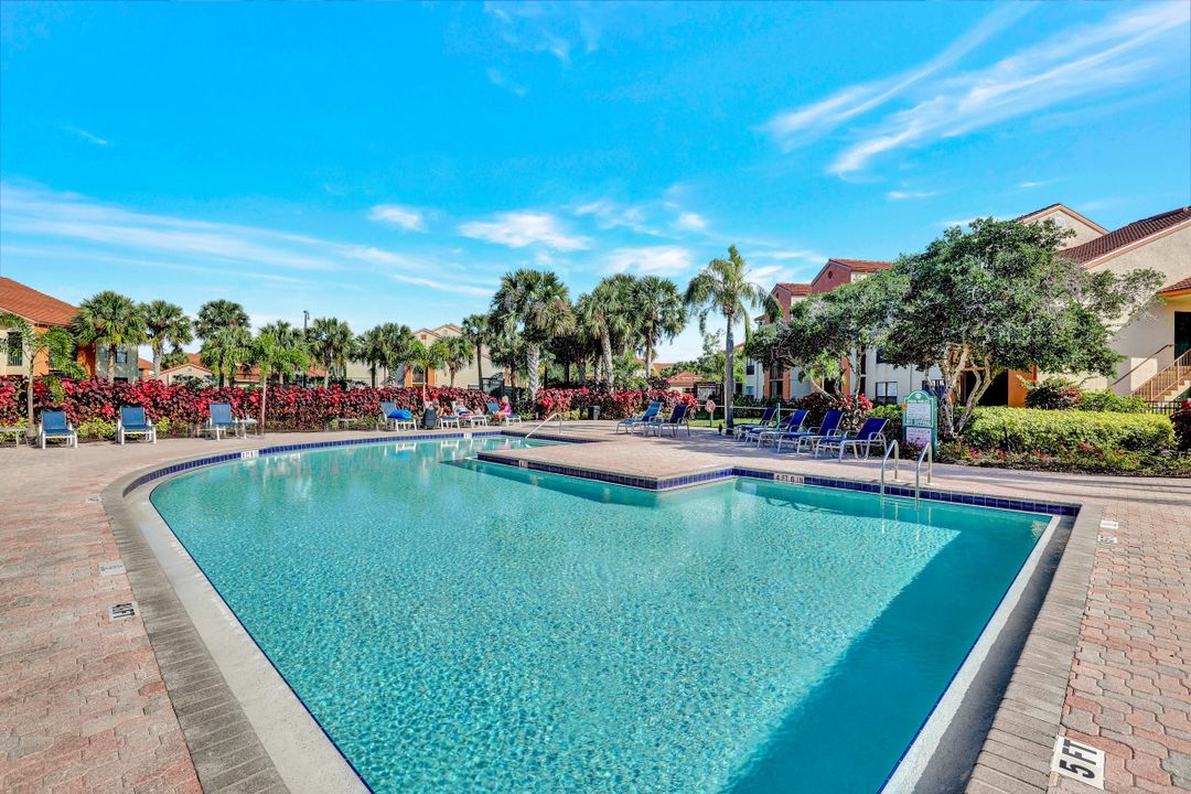 13521 Eagle Ridge Dr #127, Fort Myers, FL 33912