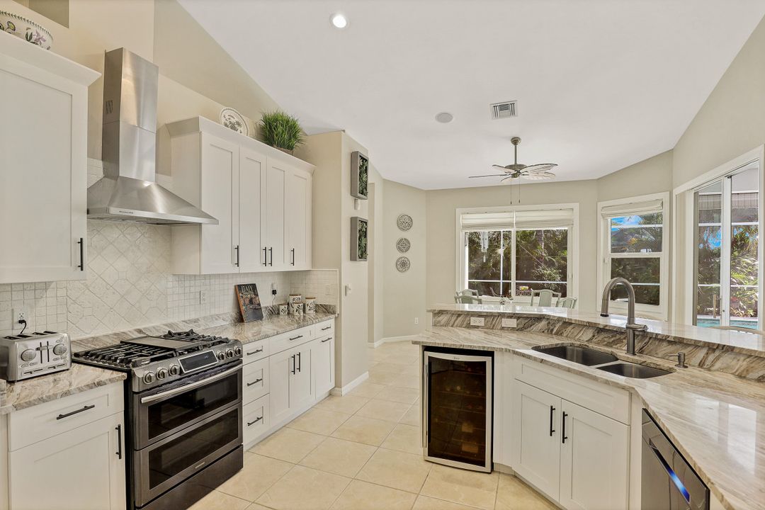 389 Colonial Ave, Marco Island, FL 34145