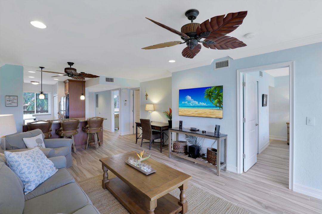 750 W Elkcam Cir #316, Marco Island, FL 34145