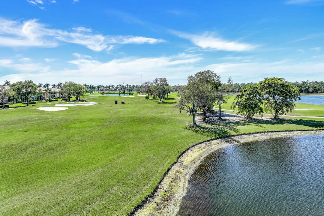 8979 Morgan Ct, Naples, FL 34113