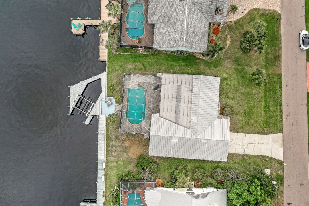 1923 SE 36th Terrace, Cape Coral, FL 33904