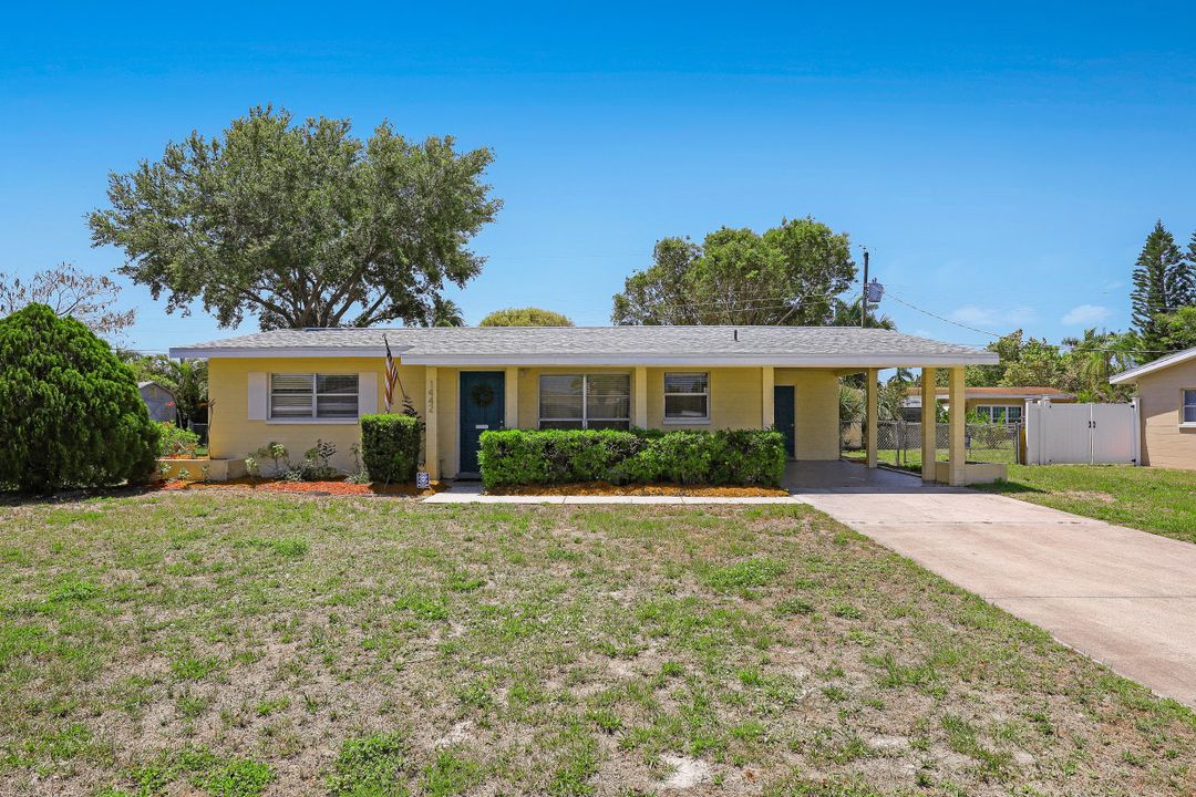 1442 Byron Rd, Fort Myers, FL 33919