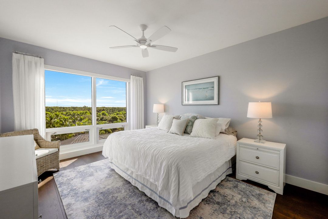 13915 Old Coast Rd #606, Naples, FL 34110