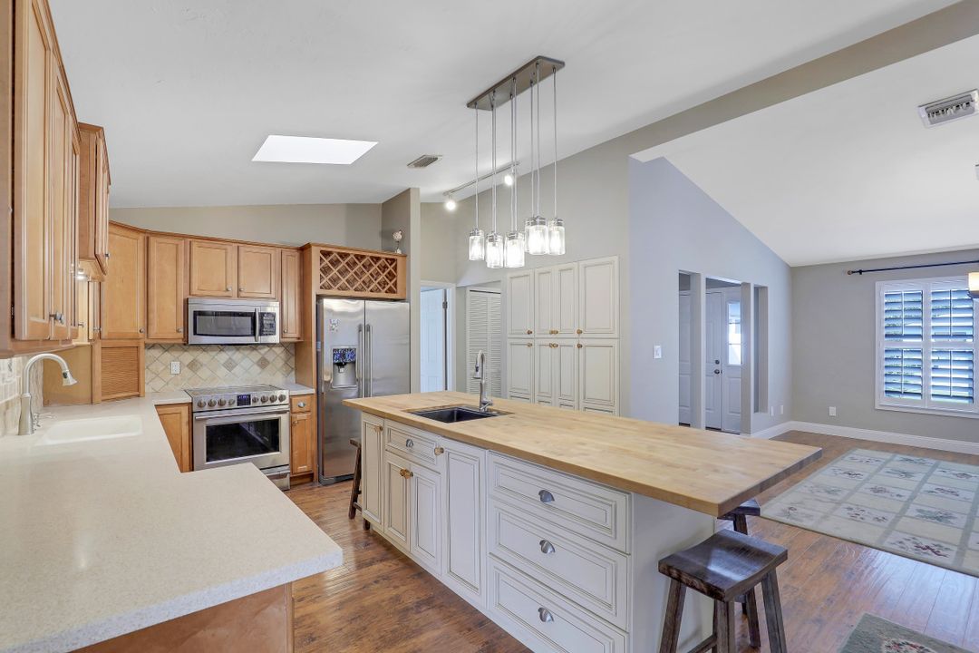 1836 Dogwood Dr, Marco Island, FL 34145