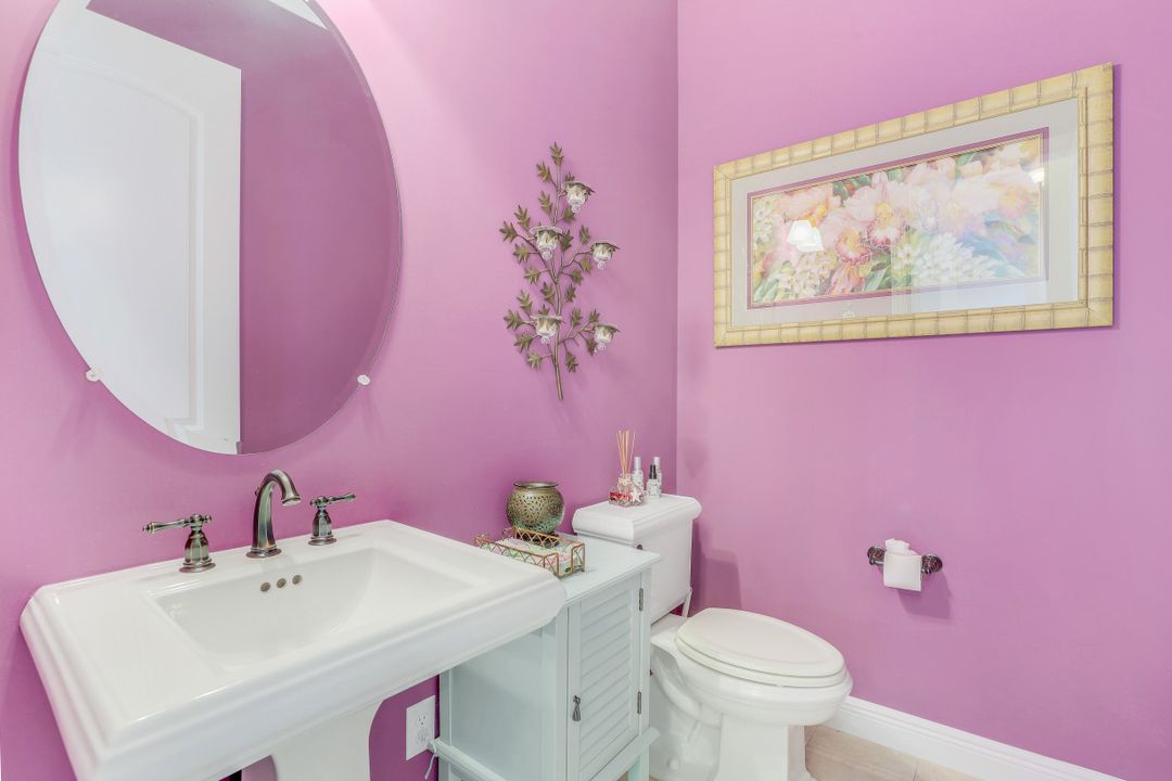 10565 Espanola Dr, Bonita Springs, FL 34135