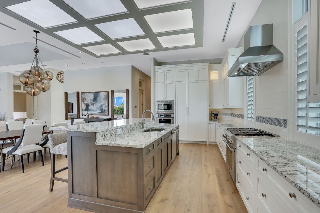 4268 Tarpon Ave, Bonita Springs, FL 34134