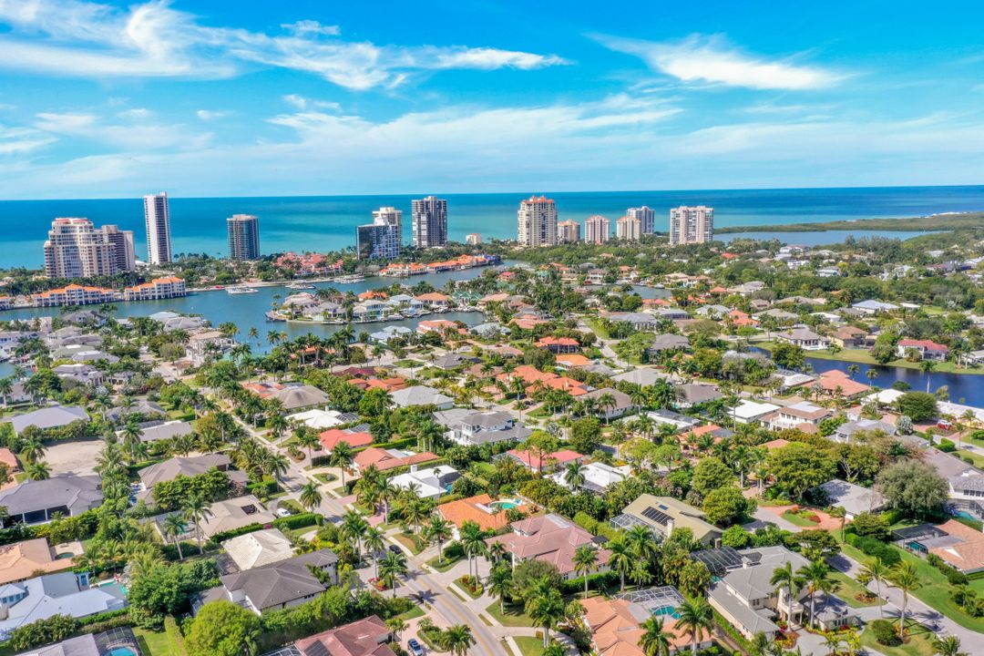 569 Neapolitan Way, Naples, FL 34103