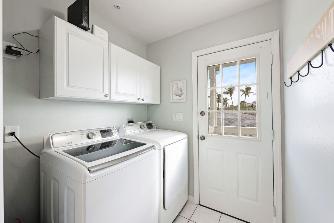 4733 Spring Creek Dr, Bonita Springs, FL 34134